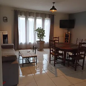 Hébergement de vacances Maison De Village, Saint-Loup (Eure-et-Loir)